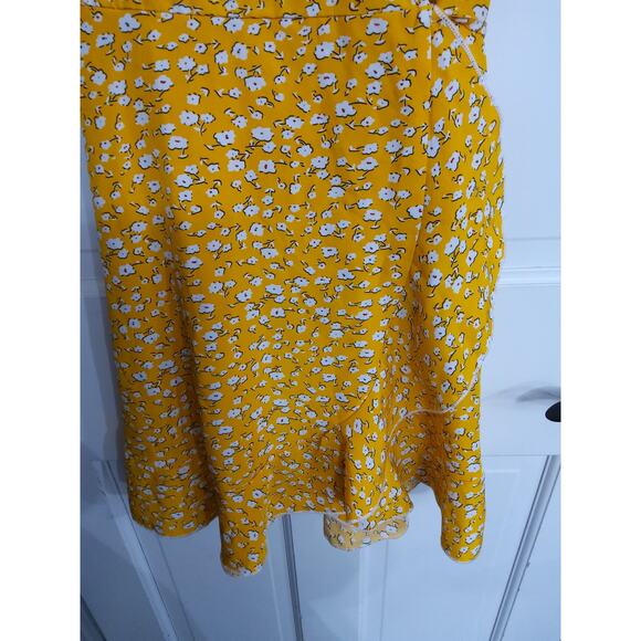 Y2K Women's yellow Floral romantic dress. Lightweight Flirty Cottagecore Medium - Picture 4 of 7